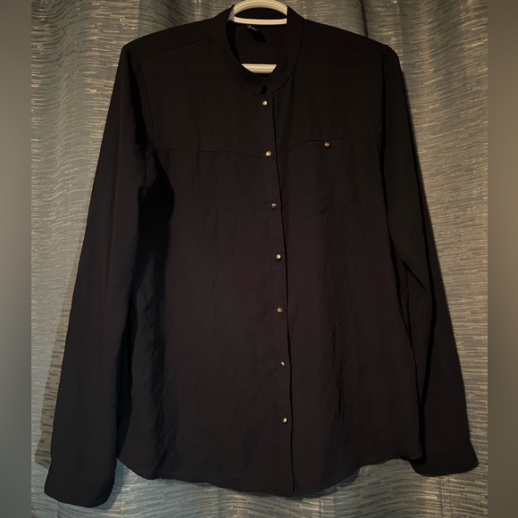 Forever 21 Button Down Blouse - Picture 1 of 4